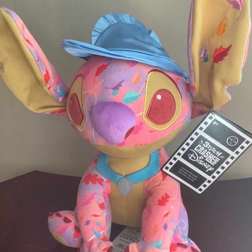 DISNEY PARKS   ‘’LILO AND STITCH ‘’  STITCH CRASHES COLLECTION  POCAHONTAS sale